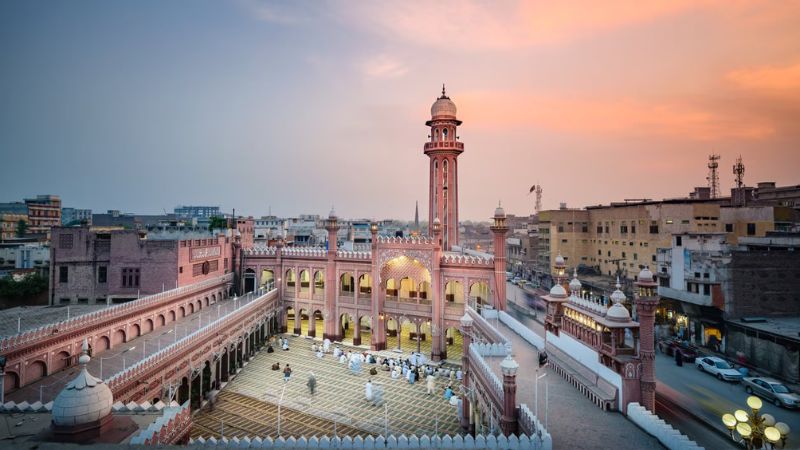 Qatar Airways Office in Peshawar Saddar, Pakistan